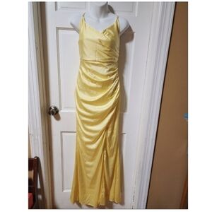 Fashion Nova Women’s Luxe Nights Satin Maxi Dress – Yellow Large